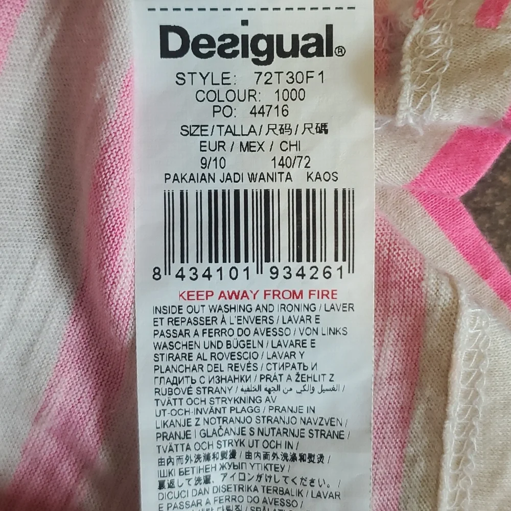 Desigual shirt and skirt set. Size 9/10. Worn once.